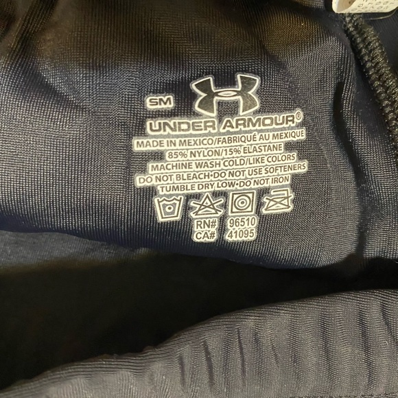 Base layer under armor - Picture 2 of 2